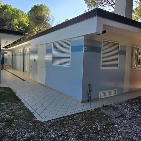 Grado Caravan, Lakokocsi 448 *